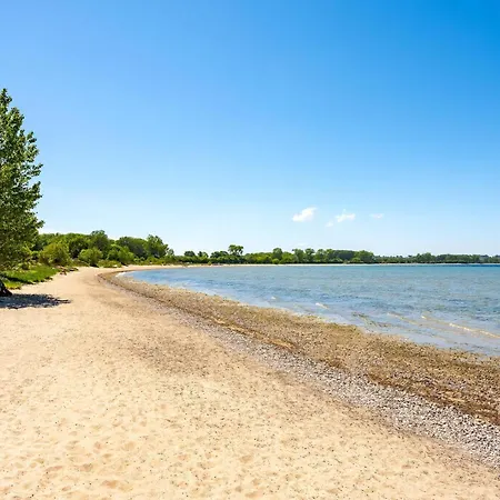 Semesterbostad Urlaub Im Reethaus Delphin Mit Whirlpool Und Sauna Beckerwitz
