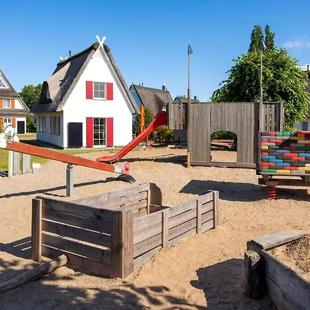 Urlaub Im Reethaus Delphin Mit Whirlpool Und Sauna Holiday home Beckerwitz