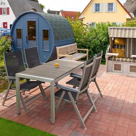 Urlaub Im Reethaus Delphin Mit Whirlpool Und Sauna