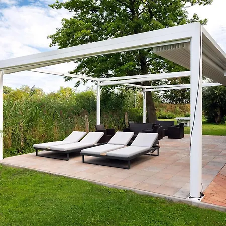 Urlaub Im Reethaus Delphin Mit Whirlpool Und Sauna Holiday home Beckerwitz